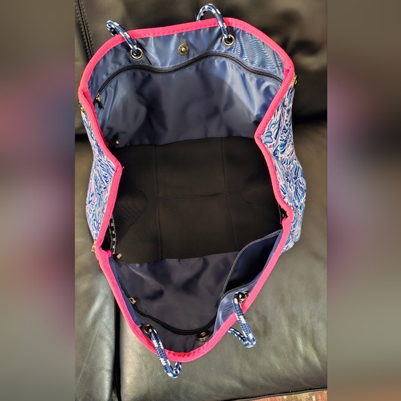 Simply Southern In Leaf Print Multicolored Pink and Blue Neoprene Tote EUC - Picture 15 of 16